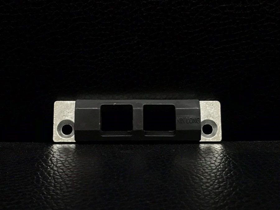 ตัวรับกลอนประตูเปิดคู่