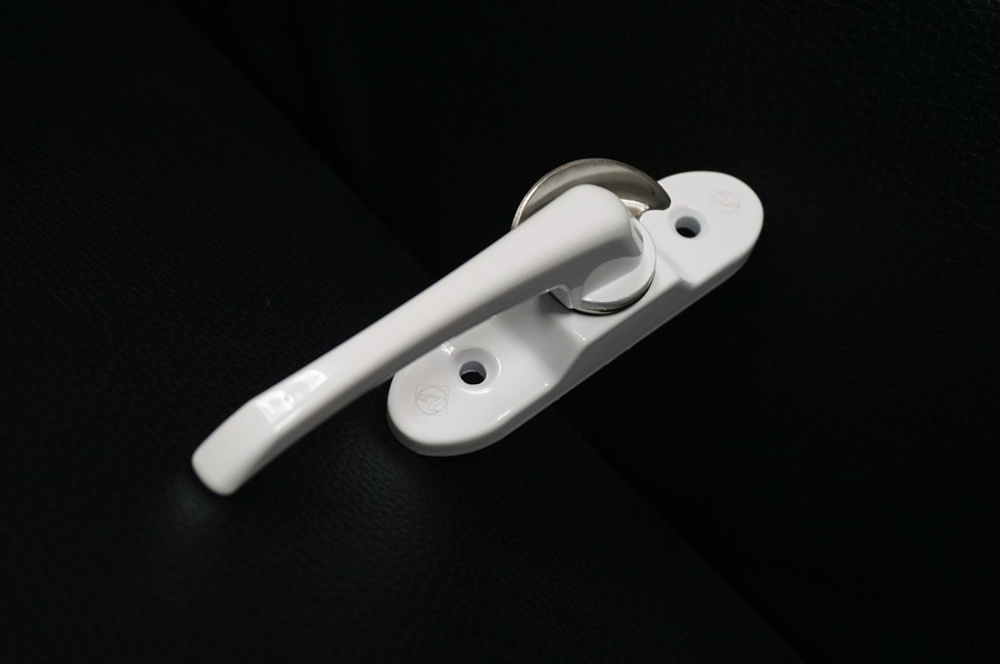 Grand Crescent Lock,Left